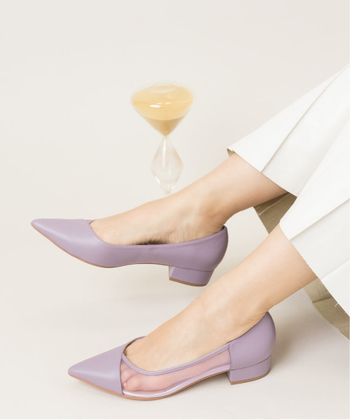 RANDA（ランダ）の「ソフト アシンメトリーデザインポインテッドトゥメッシュパンプス（パンプス・レディース・シルバー/ブラック/パープル・24.5/22.5/23/23.5/25/24）」の4枚目の写真