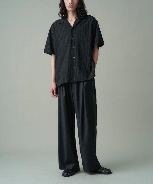 Juha(ユハ)の「JUHA LENO CLOTH STRIPE S/S SHIRT (10130704)(シャツ/ブラウス・メンズ・ブラック・4/3)」の9枚目の写真