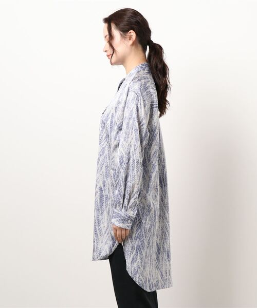 PAGEBOY(ページボーイ)の「【CORE】スモークパイソンチュニック(シャツ/ブラウス・レディース・オフホワイト/ブルー・FREE)」の20枚目の写真