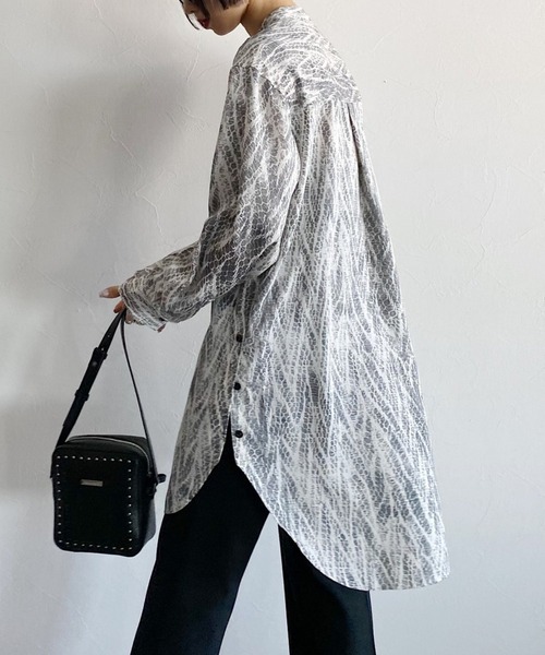 PAGEBOY(ページボーイ)の「【CORE】スモークパイソンチュニック(シャツ/ブラウス・レディース・オフホワイト/ブルー・FREE)」の7枚目の写真