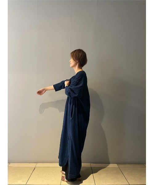 BEARDSLEY（ビアズリー）の「インディゴジャージーワンピース（ワンピース・レディース・ベージュ/インディゴブルー・FREE）」の13枚目の写真
