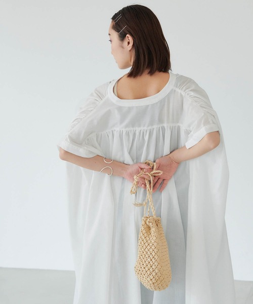 forksy.（フォルクシー）の「【forksy.】スタンドカラーギャザーノースリーブシャツワンピース（シャツワンピース・レディース・ホワイト/シャーベット/ダークブラウン/ブラック/モスグリーン・FREE）」の8枚目の写真