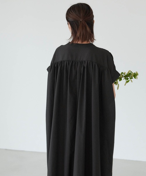 forksy.（フォルクシー）の「【forksy.】スタンドカラーギャザーノースリーブシャツワンピース（シャツワンピース・レディース・ホワイト/シャーベット/ダークブラウン/ブラック/モスグリーン・FREE）」の15枚目の写真