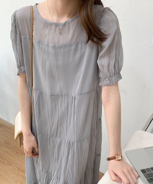 ハンドメイド　モノトーンバックリボンワンピース　BIGリボン　ワッシャー加工 w closet（ダブルクローゼット）の「カットワーク刺繍バック
