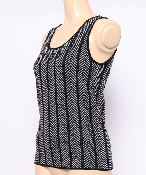 LOWRYS FARM(ローリーズファーム)の「ジャガードガラタンク 947040(ニット/セーター・レディース・ベージュ/ブルー/グリーン・FREE)」の14枚目の写真