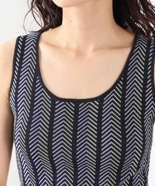 LOWRYS FARM(ローリーズファーム)の「ジャガードガラタンク 947040(ニット/セーター・レディース・ベージュ/ブルー/グリーン・FREE)」の7枚目の写真