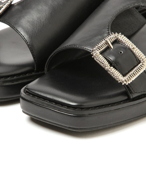 PAGEBOY(ページボーイ)の「Wバックルサンダル(サンダル・レディース・ブラック/ゼブラ・M/L)」の13枚目の写真