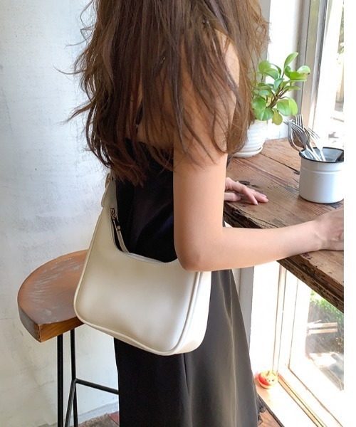 yuue' ( wear )(ユーイ)の「ショルダーバッグ(ショルダーバッグ・レディース・ホワイト/ブラック・FREE)」の21枚目の写真