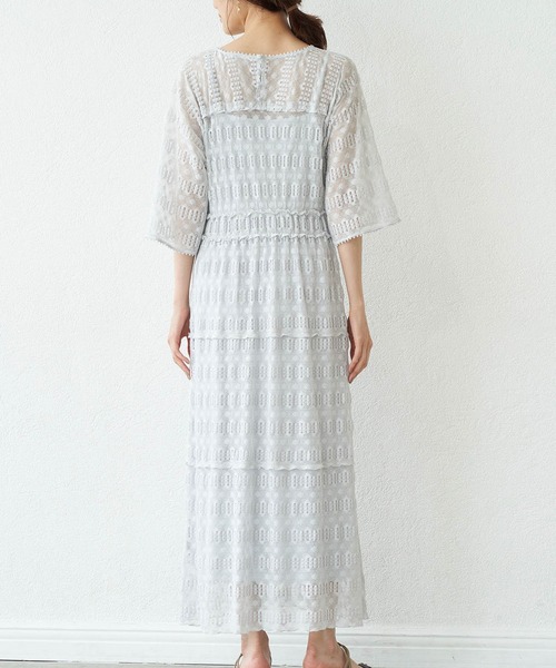 ROPE' PICNIC(ロペピクニック)の「【一部店舗限定】【Mon E’toile/モンエトワール】ティアードレースDRESS(ドレス・レディース・ライトグレー/イエロー/スミクロ・38)」の22枚目の写真