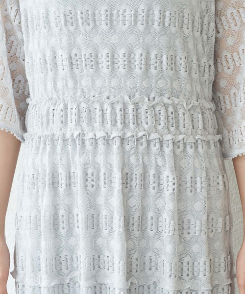 ROPE' PICNIC(ロペピクニック)の「【一部店舗限定】【Mon E’toile/モンエトワール】ティアードレースDRESS(ドレス・レディース・ライトグレー/イエロー/スミクロ・38)」の17枚目の写真