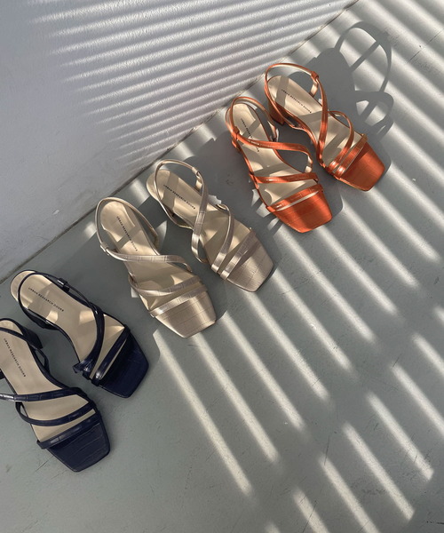 URBAN RESEARCH DOORS（アーバンリサーチドアーズ）の「クロコストラップサンダル（サンダル・レディース・ベージュ/ネイビー/オレンジ・38/36/37）」の14枚目の写真