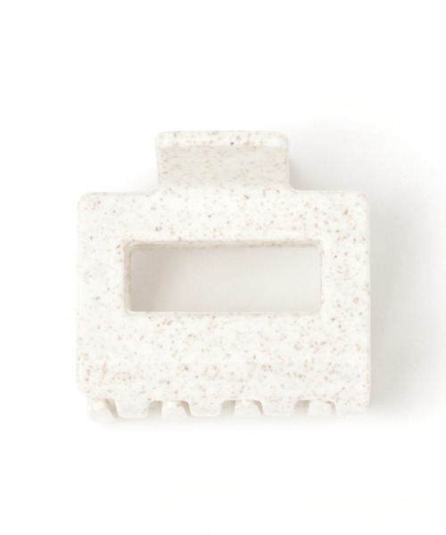 Me%(ミィパーセント)の「サンドスクエアバンスクリップ(バレッタ/ヘアクリップ・レディース・ブルー/イエロー/アイボリー・FREE)」の5枚目の写真