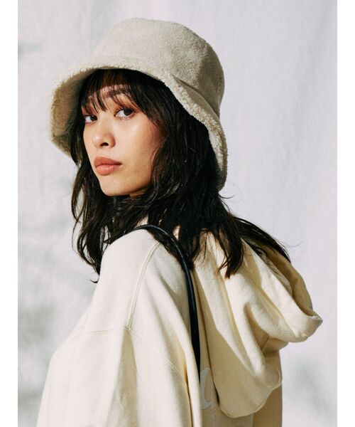 MERCURYDUO（マーキュリーデュオ）の「ボアバケットハット（ハット・レディース・ブラック/ベージュ・FREE）」の11枚目の写真