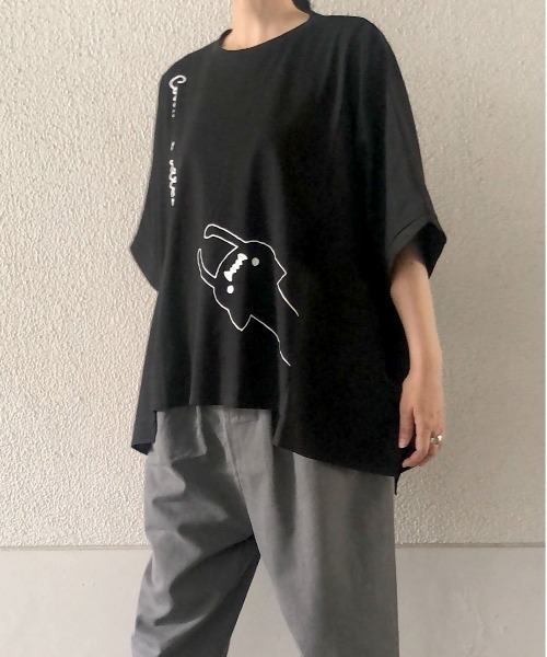 Rydia(リディア)の「異素材ワイドTシャツ(Tシャツ/カットソー・レディース・アイボリー/ブラック/グレー・M)」の2枚目の写真