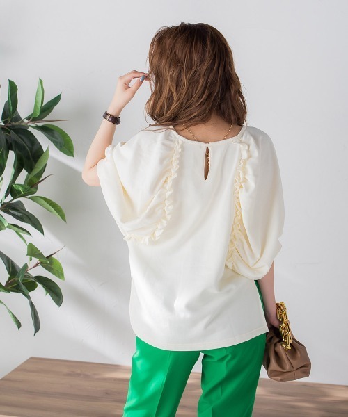 VICKY（ビッキー）の「裏毛ドルマンプルオーバー《手洗い可能》（Tシャツ/カットソー・レディース・ホワイト/ブラック/ピンク/グリーン・M）」の9枚目の写真