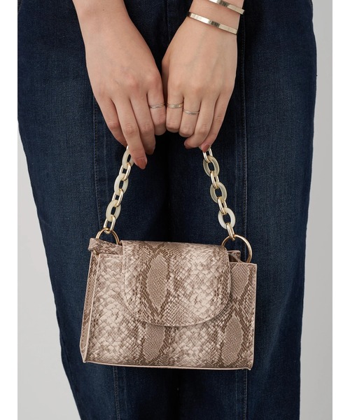 earth music&ecology(アースミュージックアンドエコロジー)の「スクエアチェーンミニバッグ *(ハンドバッグ・レディース・パイソン/ミント/ダークブラウン/パープル・FREE)」の15枚目の写真