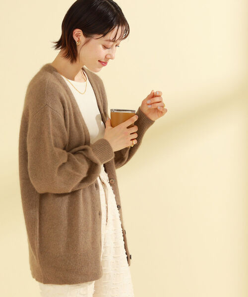 Ray BEAMS（レイビームス）の「Ray BEAMS / フラッフィー Vネック カーディガン（カーディガン/ボレロ・レディース・ブラウン系その他4/グリーン系その他2/サックスブルー・ONE SIZE）」の20枚目の写真