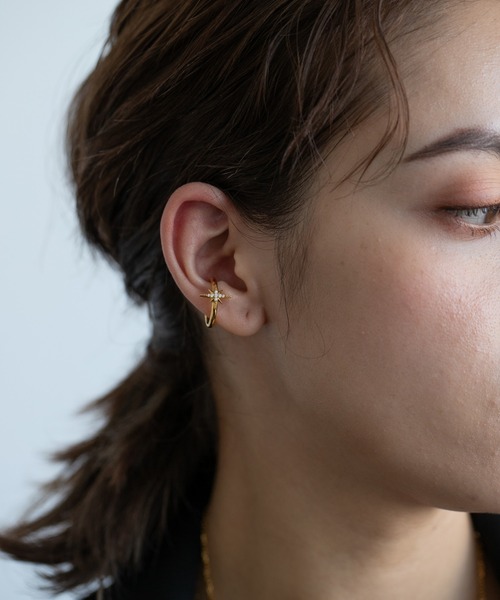 PAS TIERRA（パティエラ）の「[Carillon] クレールイヤーカフ（イヤーカフ・レディース・イエローゴールド・FREE）」の2枚目の写真