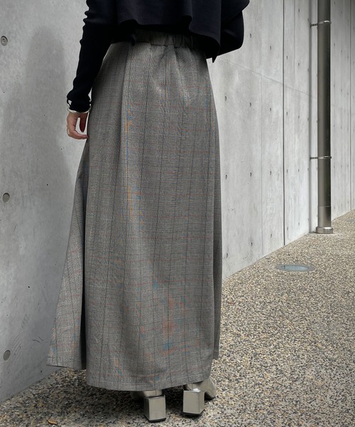 &g'aime（アンジェム）の「【&g’aime】チェックフレアスカート（スカート・レディース・ブラック/ブラウン・FREE）」の3枚目の写真