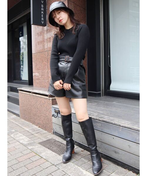 EVRIS（エヴリス）の「フェイクレザーバケットハット（ハット・レディース・ブラック/ブラウン・FREE）」の5枚目の写真