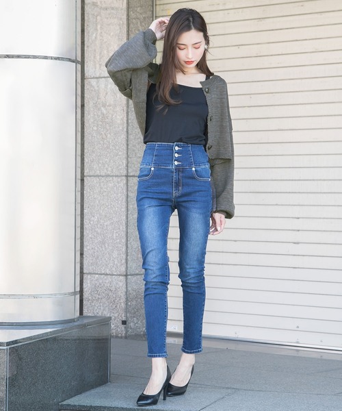 Newlyme（ニューリーミー）の「コンパクトスラブカーディガン（カーディガン/ボレロ・レディース・チャコールグレー/ブラック/ベージュ/ブルー/アイボリー・MEDIUM/LARGE/X-LARGE）」の10枚目の写真