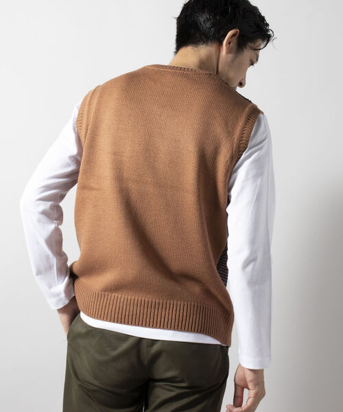 NOLLEY'S goodman（ノーリーズグッドマン）の「配色地柄 ニットベスト（※ロンT付き）（ベスト・メンズ・ベージュ系その他3/ブルー系その他7・MEDIUM/LARGE）」の7枚目の写真