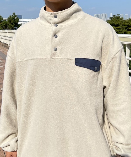 PairPair(ペアペア)の「襟配色フリースプルオーバー(ユニセックス)(スウェット・レディース・アイボリー/ホワイト系その他/グレイッシュブルー・MEDIUM/LARGE)」の16枚目の写真