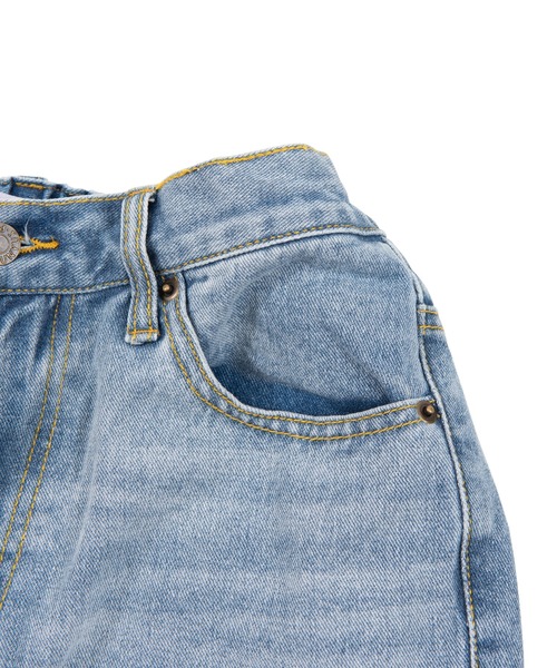 PUNYUS（プニュズ）の「ダメージレギュラーデニムパンツ（デニムパンツ・レディース・ライトブルー/ブラック・2/3/4/1）」の5枚目の写真