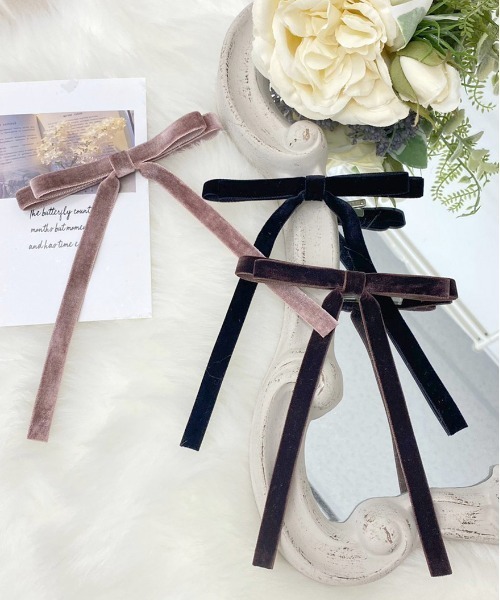 apres jour（アプレジュール）の「【apres jour×ARIAZ】ベロアリボンヘアピン（ヘアピン・レディース・ブラック/ベージュ/ダークブラウン/ボルドー/モカ/スモークピンク・FREE）」の8枚目の写真