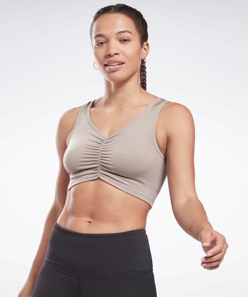 Reebok(リーボック)の「スタジオ ラッシュ クロップド タンク トップ / Studio Ruched Cropped Tank Top(タンクトップ・レディース・ライトグレー/ブラック・SMALL/MEDIUM/LARGE/X-LARGE/X-SMALL)」の1枚目の写真