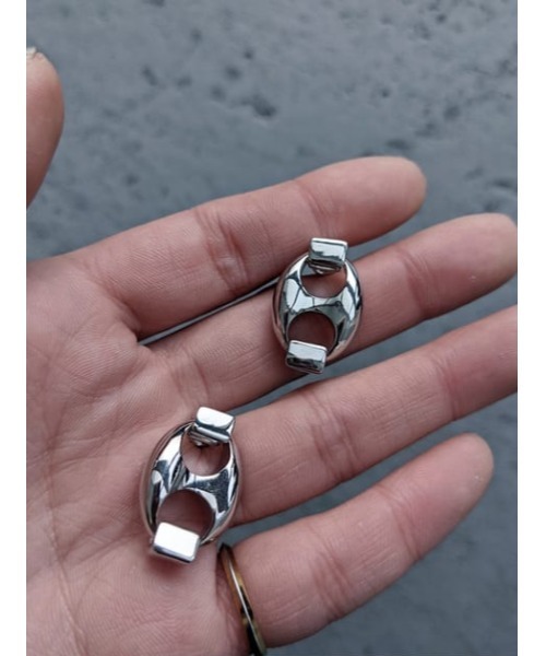 SLY(スライ)の「2HOLE P/EARRING ピアス(ピアス(両耳用)・レディース・ゴールド/シルバー・FREE)」の4枚目の写真