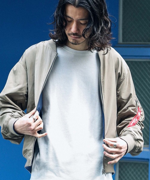 URBAN RESEARCH Sonny Label（アーバンリサーチサニーレーベル）の「『撥水』リバーシブルMA-1（MA-1・メンズ・ベージュ系その他/グリーン系その他・MEDIUM/LARGE/X-LARGE）」の5枚目の写真