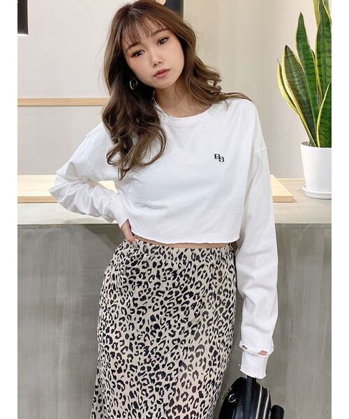 GYDA（ジェイダ）の「GGワッペンショートグラインダーロングTシャツ（Tシャツ/カットソー・レディース・チャコールグレー/オフホワイト・FREE）」の8枚目の写真