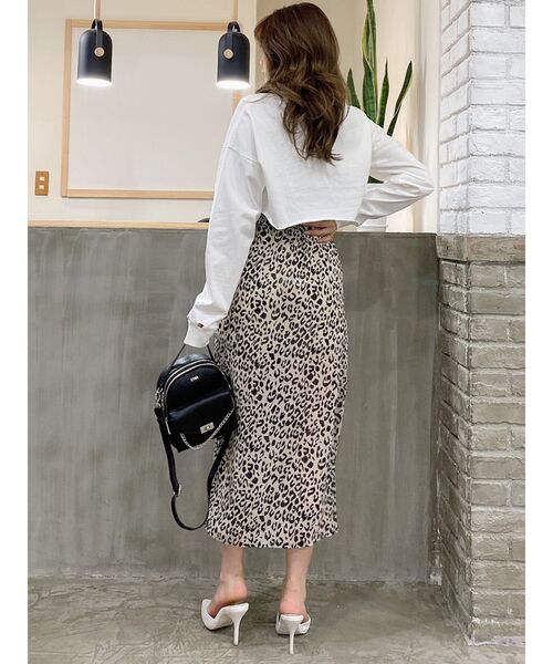 GYDA（ジェイダ）の「GGワッペンショートグラインダーロングTシャツ（Tシャツ/カットソー・レディース・チャコールグレー/オフホワイト・FREE）」の11枚目の写真