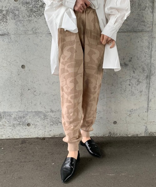 select MOCA by son(セレクトモカバイソン)の「ランダムパターンサマーニットジョガーパンツ(その他パンツ・レディース・ブラック/ベージュ/グリーン/アイボリー・FREE)」の3枚目の写真