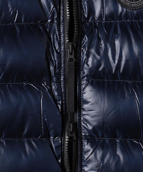 BEAUTY&YOUTH UNITED ARROWS（ビューティーアンドユースユナイテッドアローズ）の「＜CANADA GOOSE（カナダグース）＞ CROFTON VEST BD/クロフトン ベスト □□（ダウンベスト・メンズ・ネイビー/ブラック・M/S/L）」の22枚目の写真