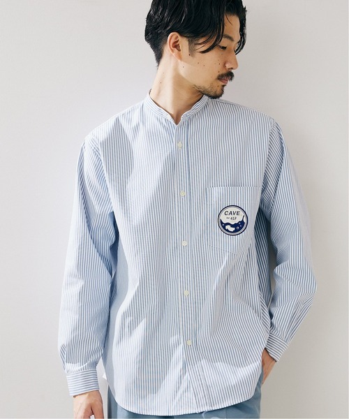417 EDIFICE(フォーワンセブンエディフィス)の「【CAVE】 オックスバンドカラーシャツ(シャツ/ブラウス・メンズ・ホワイト/サックスブルー系・SMALL/MEDIUM/LARGE)」の1枚目の写真