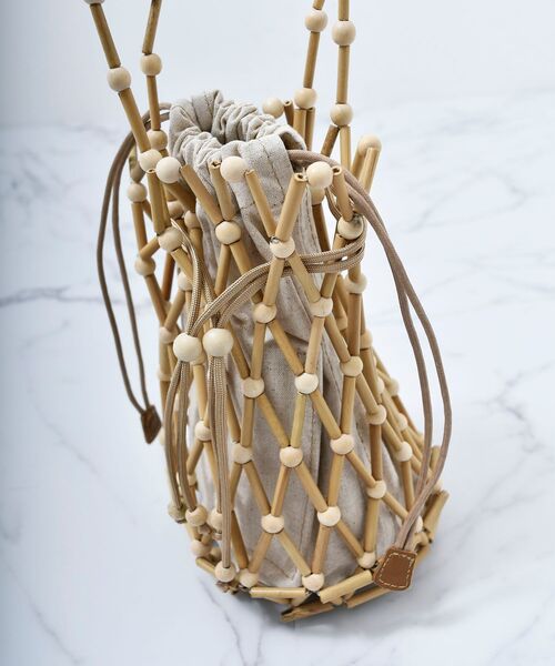 le.coeur blanc（ルクールブラン）の「BAGMATI ウッドビーズバッグ（かごバッグ・レディース・オフホワイト・FREE）」の7枚目の写真