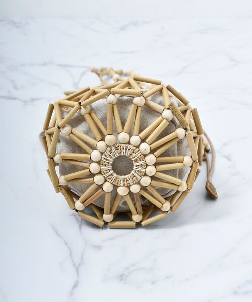 le.coeur blanc（ルクールブラン）の「BAGMATI ウッドビーズバッグ（かごバッグ・レディース・オフホワイト・FREE）」の8枚目の写真