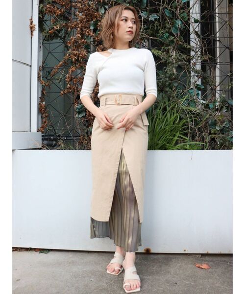 MURUA(ムルーア)の「レイヤードショルダーハーフニット(ニット/セーター・レディース・アイボリー/ブラック/オレンジ/ベージュ・FREE)」の13枚目の写真