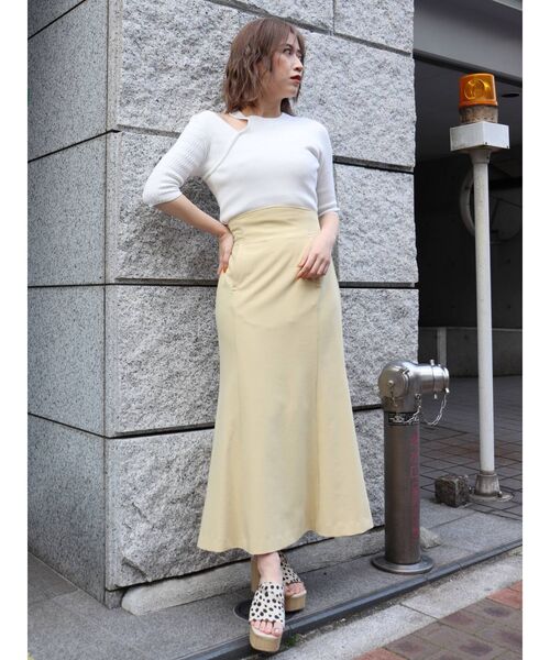MURUA(ムルーア)の「レイヤードショルダーハーフニット(ニット/セーター・レディース・アイボリー/ブラック/オレンジ/ベージュ・FREE)」の15枚目の写真
