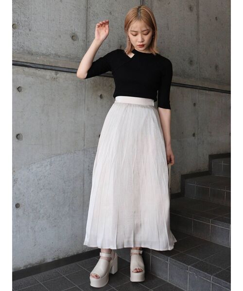 MURUA(ムルーア)の「レイヤードショルダーハーフニット(ニット/セーター・レディース・アイボリー/ブラック/オレンジ/ベージュ・FREE)」の18枚目の写真