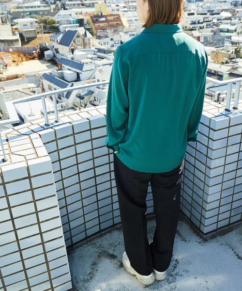 PUBLUX（パブリュクス）の「【PUBLUX/パブリュクス】レギュラーカラーサテンシャツ（シャツ/ブラウス・メンズ・ベージュ/ブラック/グリーン・マルチサイズ）」の13枚目の写真