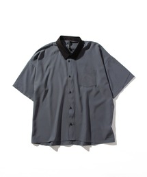 「INASTUDIOS SELECT」ルーズフィット ポリストレッチ クレリックシャツ