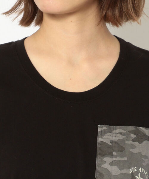 AVIREX（アヴィレックス）の「CAMO PRINT COMBI POCKET T-SHIRT/ カモプリントコンビポケットティーシャツ（Tシャツ/カットソー・レディース・ブラック/オフホワイト/ラベンダー・LARGE/MEDIUM/SMALL）」の6枚目の写真