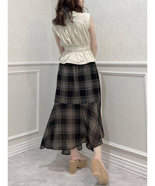 dazzlin（ダズリン）の「デニムフリルペプラムトップス（シャツ/ブラウス・レディース・オフホワイト/ブルー/ベージュ・FREE）」の22枚目の写真