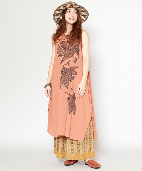 チャイハネ（チャイハネ）の「【チャイハネ】スキナド変形ノースリーブワンピース（ワンピース・レディース・ブラック/ベージュ/グレー/オレンジ/オレンジ系その他/ホワイト/ブルー系その他/グレー系その他/カーキ/ネイビー/マスタード・FREE）」の11枚目の写真