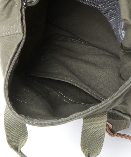 studio CLIP（スタディオクリップ）の「キャンバス2WAYリュック（バックパック/リュック・レディース・カーキ/ナチュラル・FREE）」の9枚目の写真