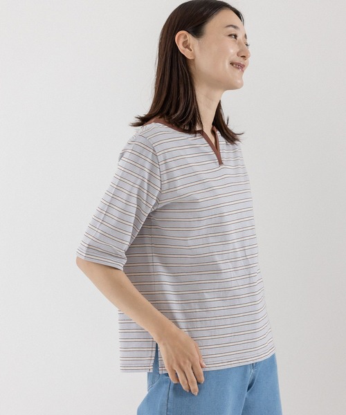 LEPSIM（レプシィム）の「マルチボーダーカットソー　294985（Tシャツ/カットソー・レディース・グレイッシュベージュ/ブルー/ピンク/ネイビー・FREE）」の2枚目の写真