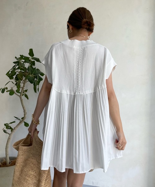 DouDou(ドゥドゥ)の「ケーブルニット×プリーツ異素材切替フレンチ(ニット/セーター・レディース・ホワイト/ブラック/ピンク/チャコールグレー・FREE)」の15枚目の写真